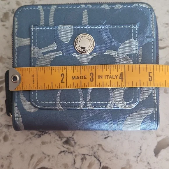 Coach Blue Wallet NWOT - Picture 10 of 11